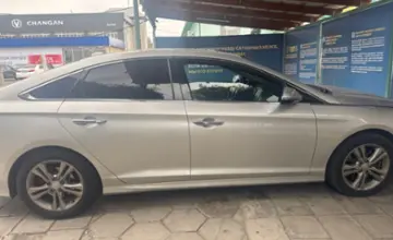 Hyundai Sonata 2018 года за 9 500 000 тг. в Талдыкорган фото 4