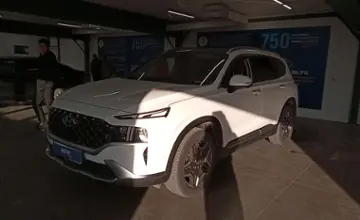 Hyundai Santa Fe 2021 года за 18 000 000 тг. в Астана фото 1