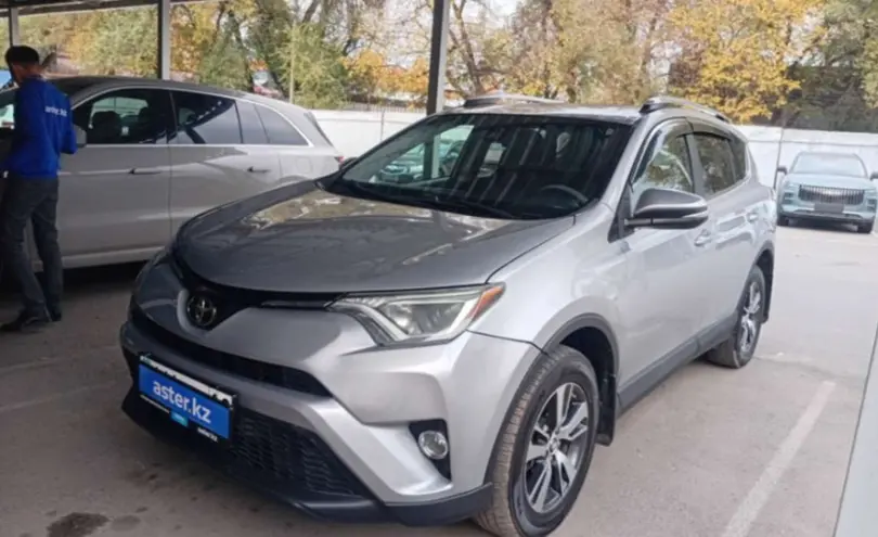 Toyota RAV4 2017 года за 10 000 000 тг. в Алматы