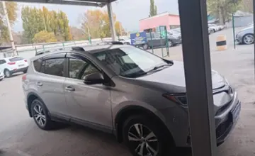 Toyota RAV4 2017 года за 10 000 000 тг. в Алматы фото 4