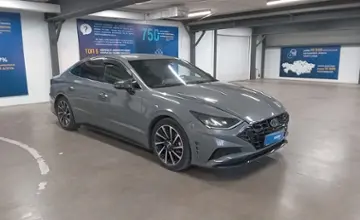 Hyundai Sonata 2020 года за 10 800 000 тг. в Астана фото 2