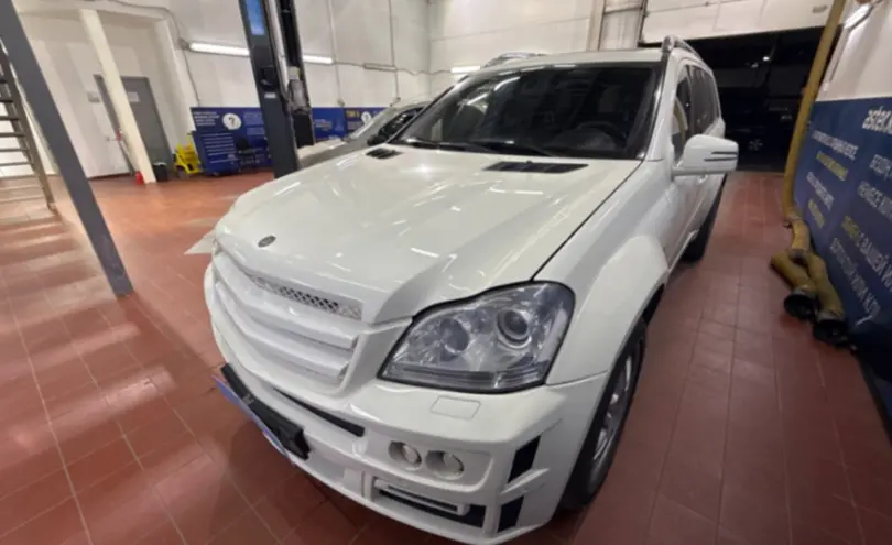 Mercedes-Benz GL-Класс 2010 года за 9 500 000 тг. в Астана
