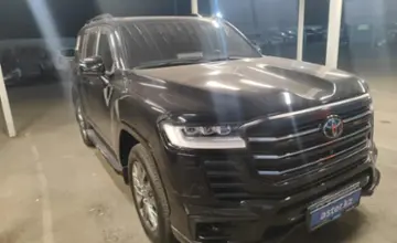 Toyota Land Cruiser 2024 года за 60 000 000 тг. в Алматы фото 3