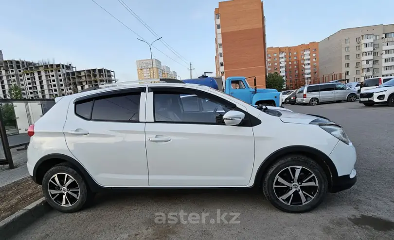 Lifan X50 2018 года за 3 730 000 тг. в Астана фото 4