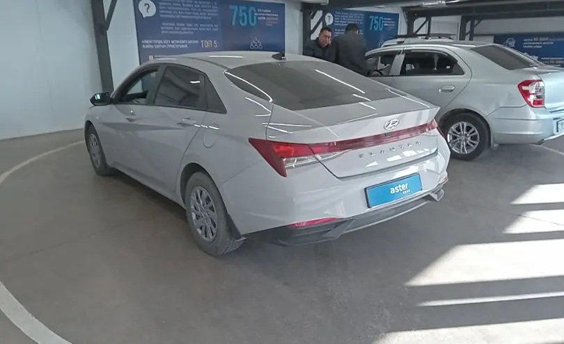 Hyundai Elantra 2021 года за 9 900 000 тг. в Астана фото 4
