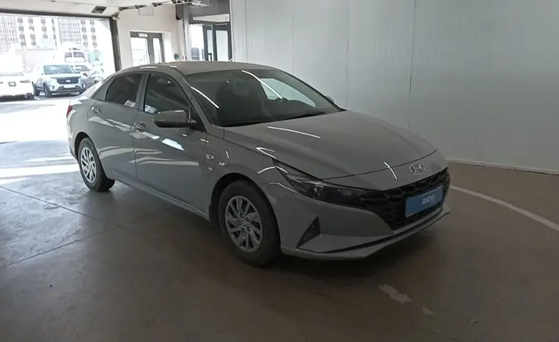 Hyundai Elantra 2021 года за 9 900 000 тг. в Астана фото 2