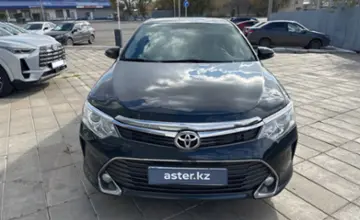 Toyota Camry 2015 года за 9 500 000 тг. в Уральск фото 2