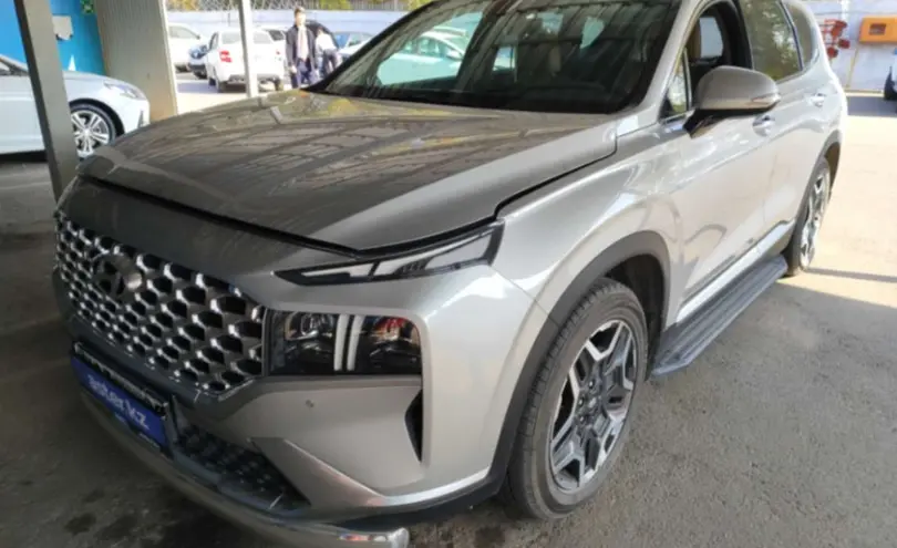 Hyundai Santa Fe 2021 года за 16 000 000 тг. в Алматы