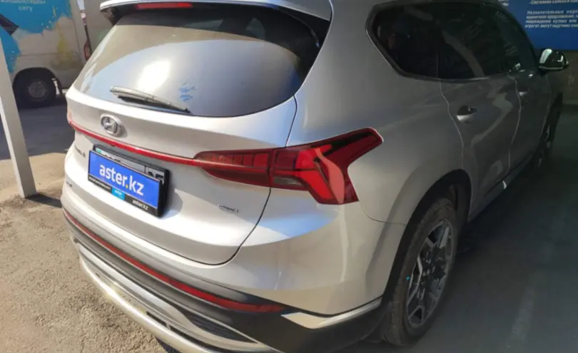 Hyundai Santa Fe 2021 года за 16 000 000 тг. в Алматы фото 5