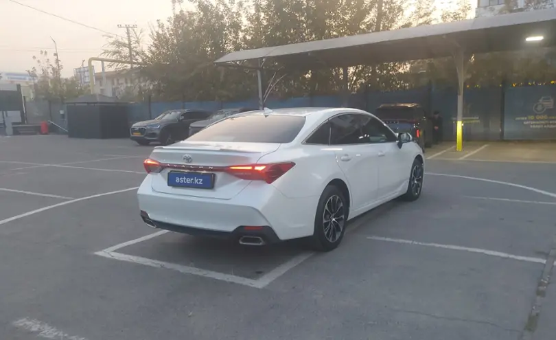 Toyota Avalon 2022 года за 13 200 000 тг. в Алматы фото 3