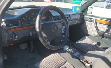 Mercedes-Benz W124 1991 года за 2 000 000 тг. в Шымкент фото 5