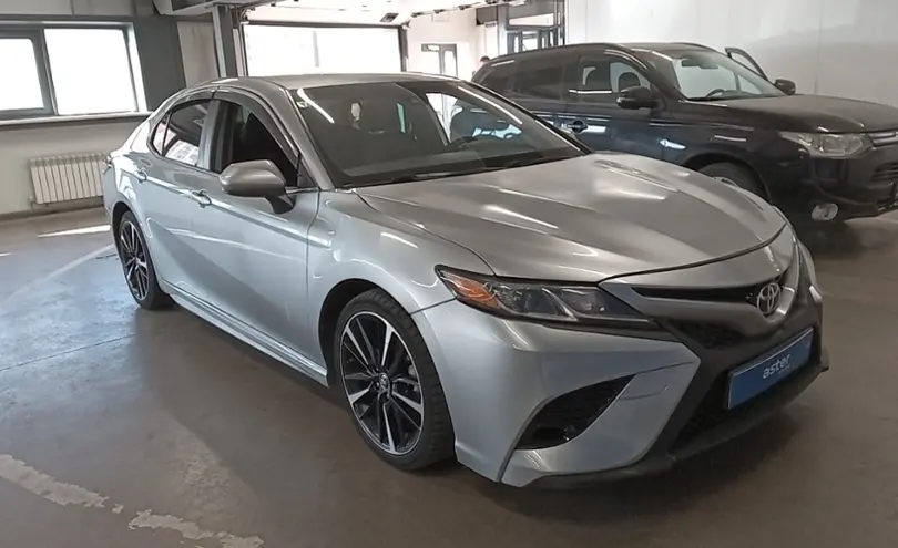Toyota Camry 2019 года за 8 950 000 тг. в Астана фото 2
