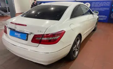 Mercedes-Benz E-Класс 2010 года за 7 000 000 тг. в Астана