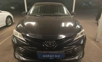 Toyota Camry 2018 года за 12 500 000 тг. в Алматы фото 2
