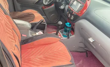 Toyota RAV4 2001 года за 4 000 000 тг. в Астана