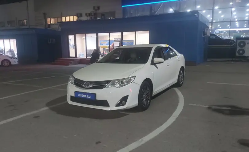 Toyota Camry 2012 года за 8 000 000 тг. в Алматы
