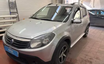 Renault Sandero 2013 года за 3 750 000 тг. в Астана фото 1