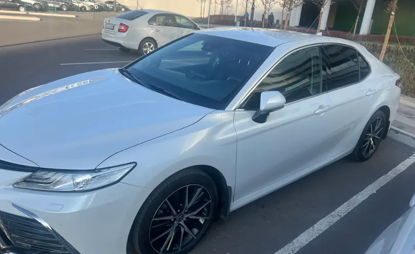 Купить Toyota Camry 2021 года в Астане, цена 16000000 тенге. Продажа Toyota Camry в Астане - Aster.kz. №c1252504 Toyota Camry 2021 года за 16 000 000 тг. в Астана