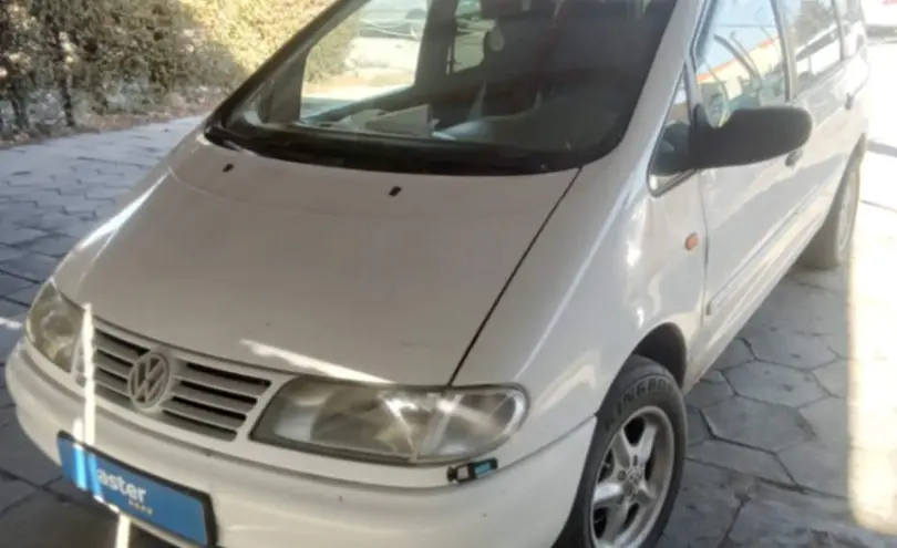 Volkswagen Sharan 1996 года за 1 500 000 тг. в Талдыкорган