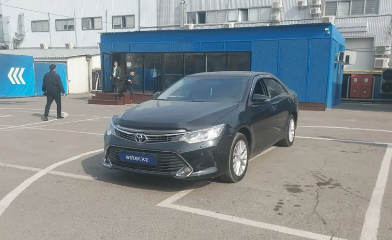 Toyota Camry 2015 года за 10 000 000 тг. в Алматы