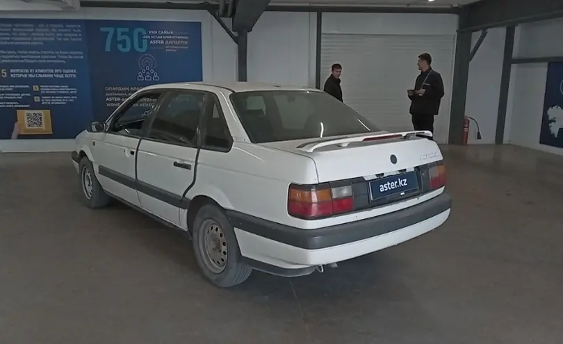 Volkswagen Passat 1991 года за 500 000 тг. в Астана фото 4