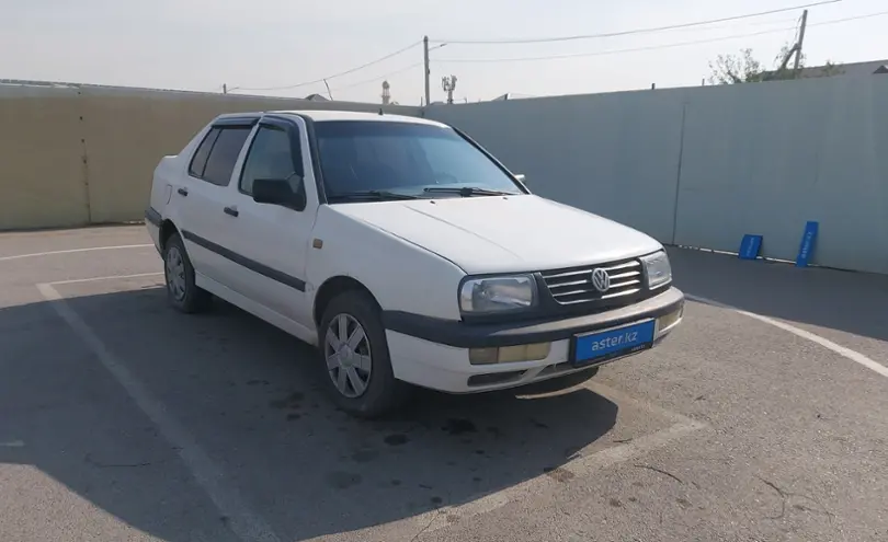 Volkswagen Vento 1996 года за 800 000 тг. в Шымкент фото 2