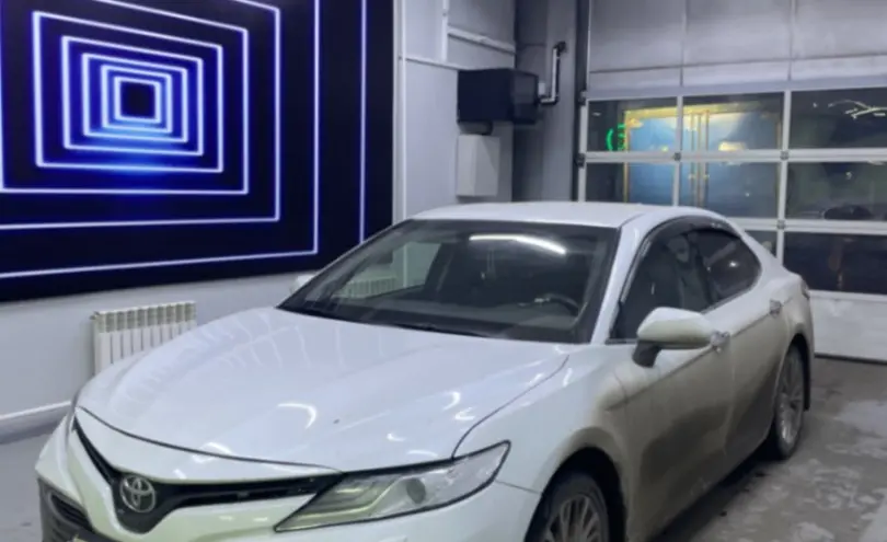Toyota Camry 2019 года за 12 400 000 тг. в Павлодар