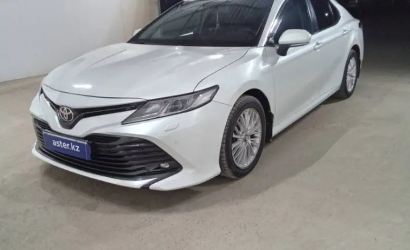 Toyota Camry 2018 года за 12 500 000 тг. в Кызылорда