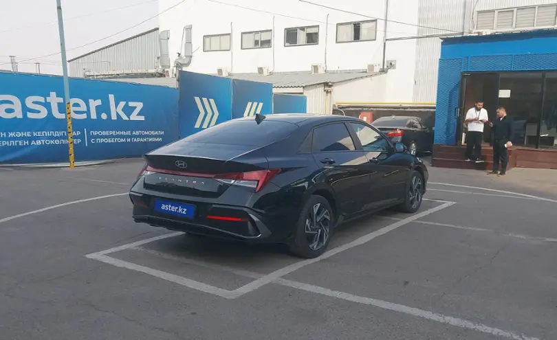 Hyundai Elantra 2024 года за 11 000 000 тг. в Алматы фото 3