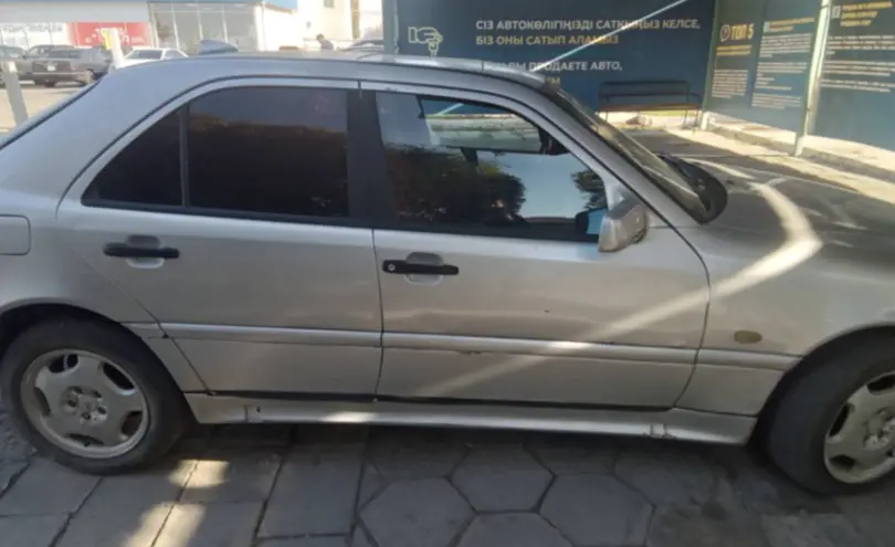 Mercedes-Benz C-Класс 1994 года за 1 500 000 тг. в Талдыкорган фото 4