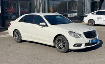 Mercedes-Benz E-Класс 2011 года за 6 000 000 тг. в Усть-Каменогорск фото 3