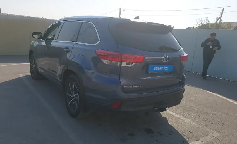 Toyota Highlander 2018 года за 18 300 000 тг. в Шымкент фото 4