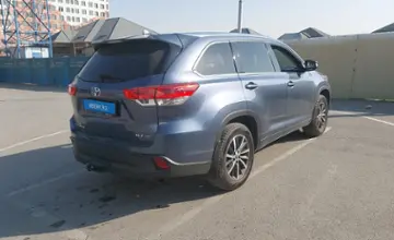 Toyota Highlander 2018 года за 18 300 000 тг. в Шымкент фото 3