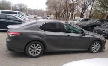 Toyota Camry 2020 года за 12 000 000 тг. в Актобе фото 4