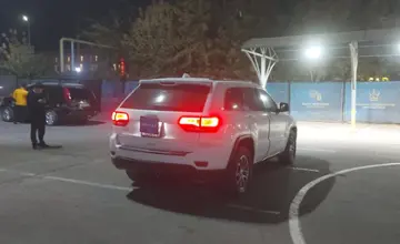 Jeep Grand Cherokee 2013 года за 11 000 000 тг. в Алматы фото 3