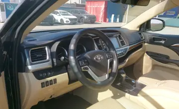 Toyota Highlander 2019 года за 18 200 000 тг. в Шымкент фото 5