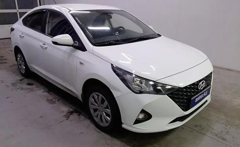 Hyundai Accent 2020 года за 7 200 000 тг. в Павлодар фото 3