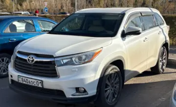 Toyota Highlander 2014 года за 14 000 000 тг. в Астана фото 1