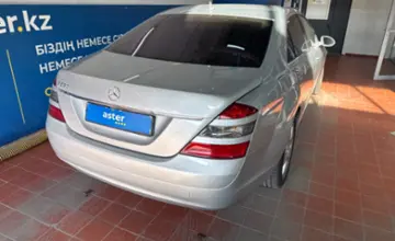 Mercedes-Benz S-Класс 2006 года за 7 000 000 тг. в Астана