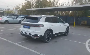 Volkswagen ID.6 2022 года за 13 000 000 тг. в Алматы фото 3