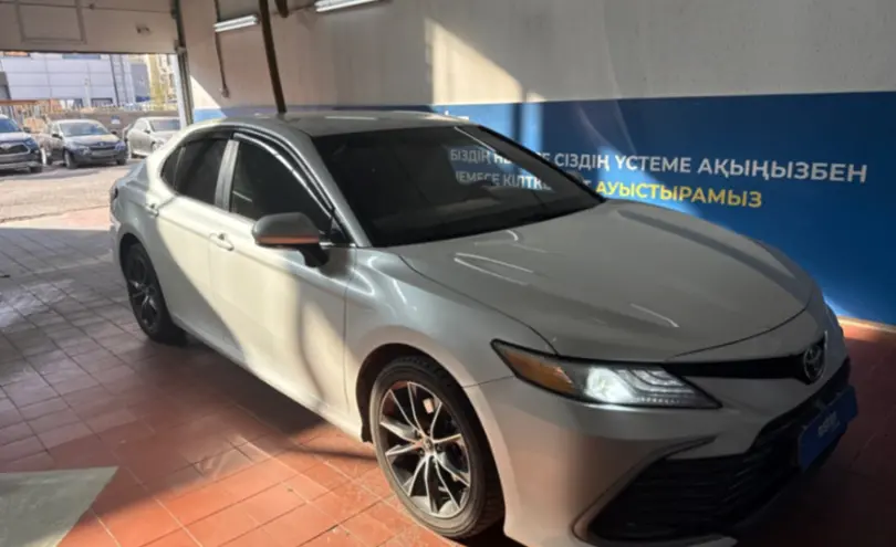Toyota Camry 2022 года за 11 500 000 тг. в Астана фото 3