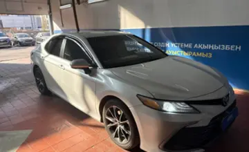 Toyota Camry 2022 года за 11 500 000 тг. в Астана фото 3