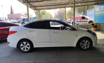 Hyundai Solaris 2015 года за 5 200 000 тг. в Алматы фото 4