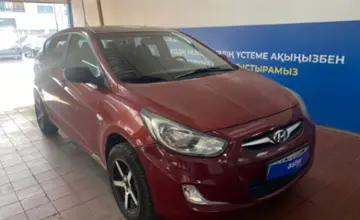 Hyundai Accent 2013 года за 2 750 000 тг. в Астана фото 3