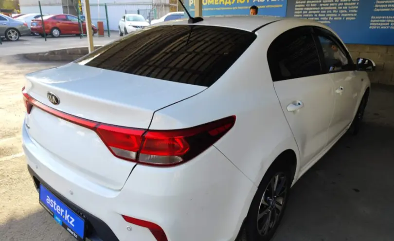Kia Rio 2018 года за 6 300 000 тг. в Алматы фото 5