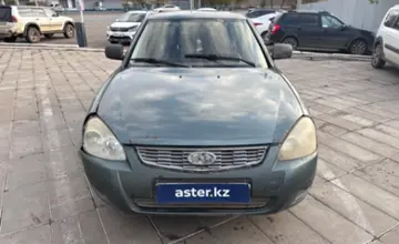 LADA (ВАЗ) Priora 2008 года за 800 000 тг. в Уральск фото 2