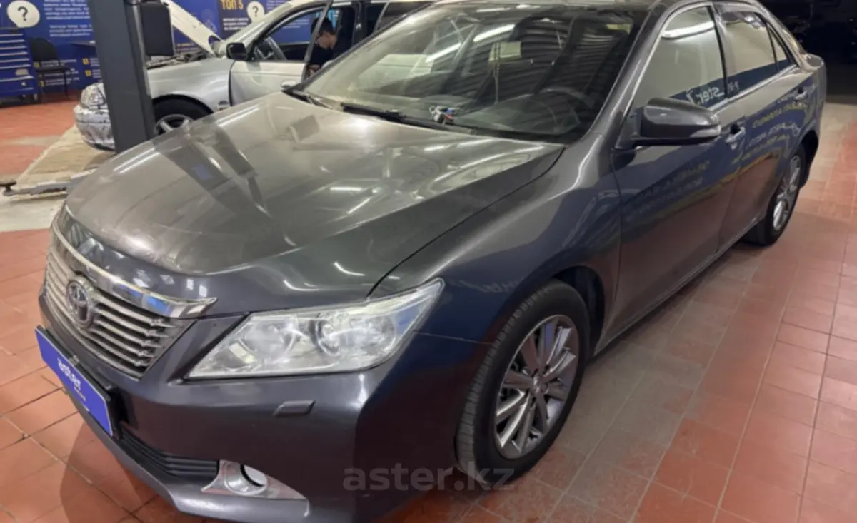 Toyota Camry 2013 года за 9 500 000 тг. в Астана