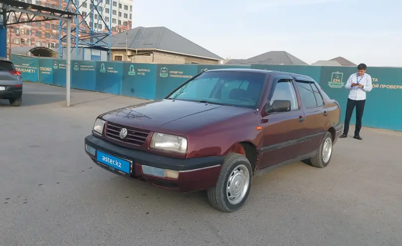 Volkswagen Vento 1992 года за 1 000 000 тг. в Шымкент