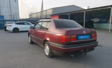 Volkswagen Vento 1992 года за 1 000 000 тг. в Шымкент фото 4