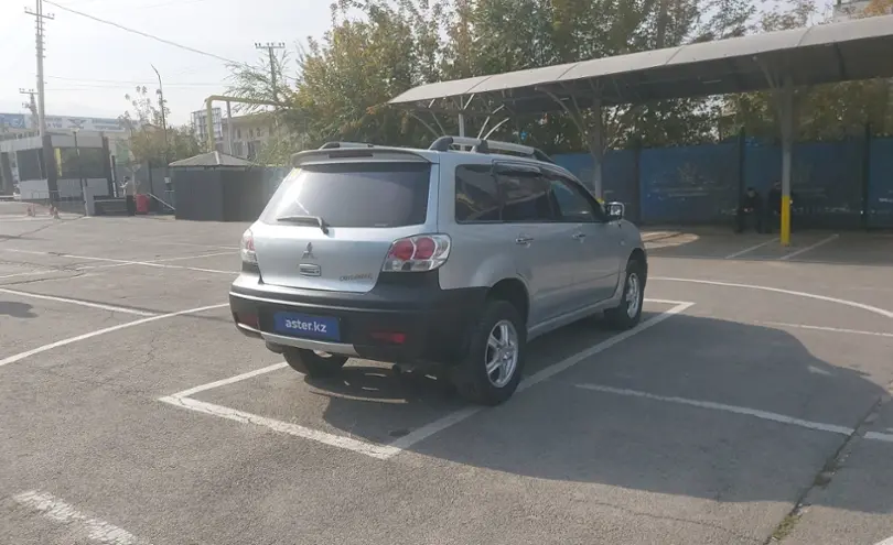 Mitsubishi Outlander 2003 года за 4 000 000 тг. в Алматы фото 3